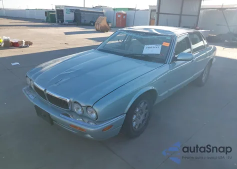 2003 Jaguar Xj Xj8 z USA, uszkodzony, nr VIN SAJDA14C13LF49805